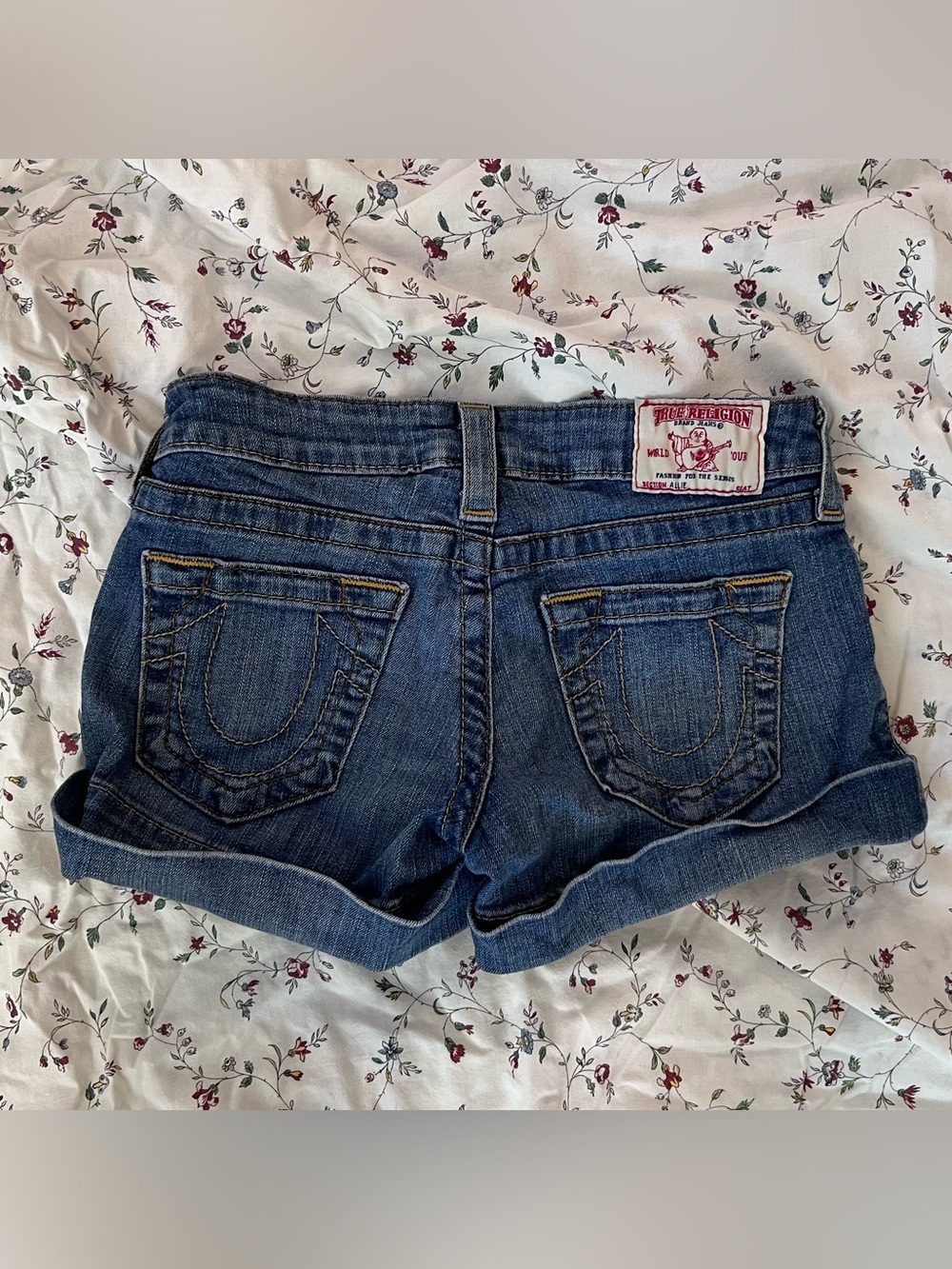 True Religion Allie Shorts - Picture 2 of 3